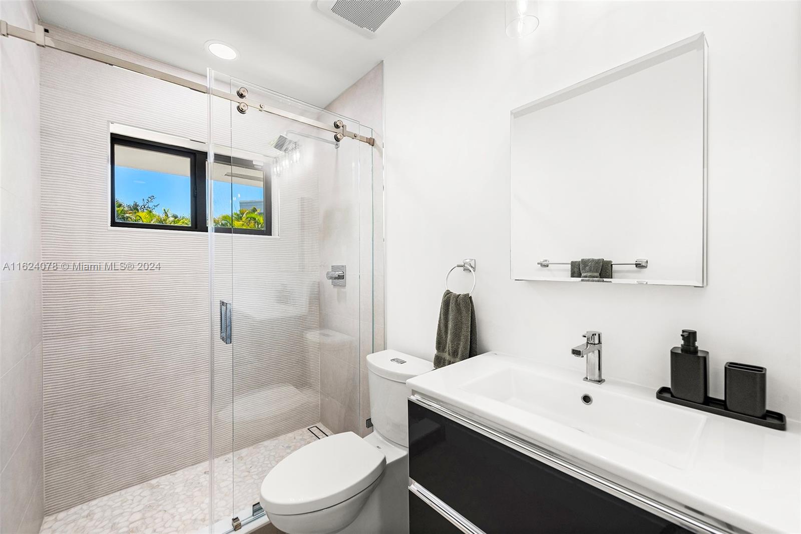 1ST ADDN TO OLD CUTLER WO - Residential