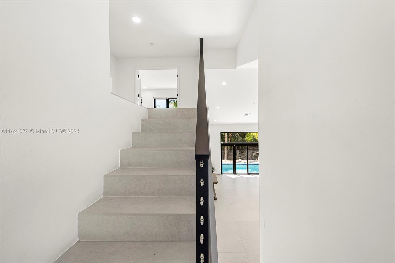 1ST ADDN TO OLD CUTLER WO - Residential