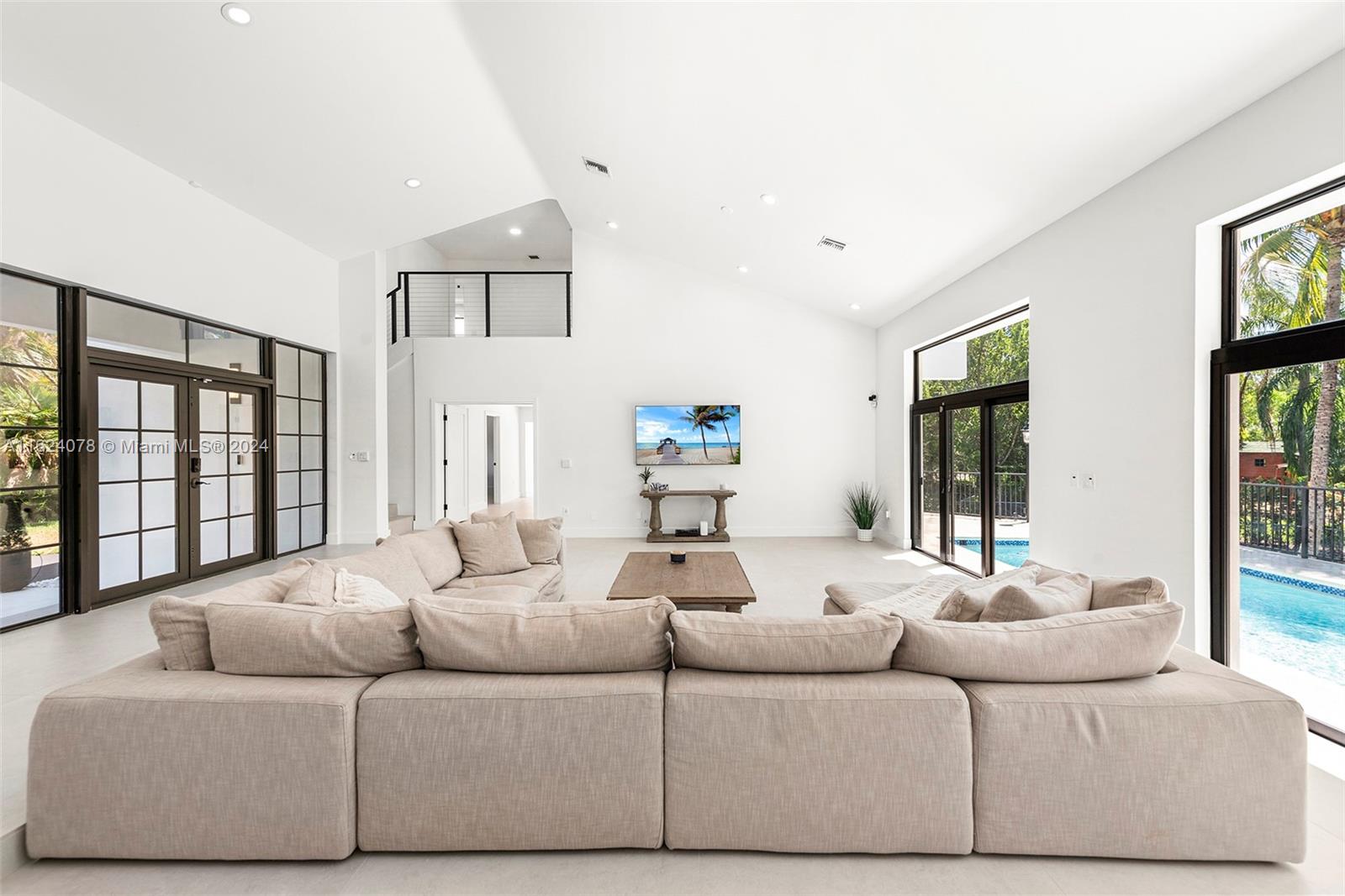 1ST ADDN TO OLD CUTLER WO - Residential