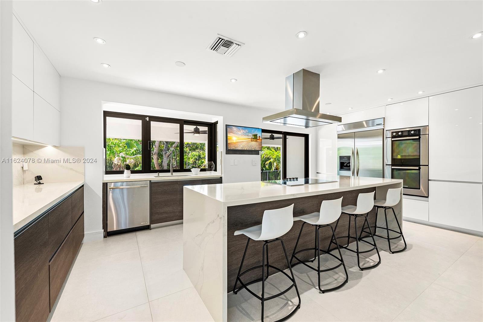 1ST ADDN TO OLD CUTLER WO - Residential