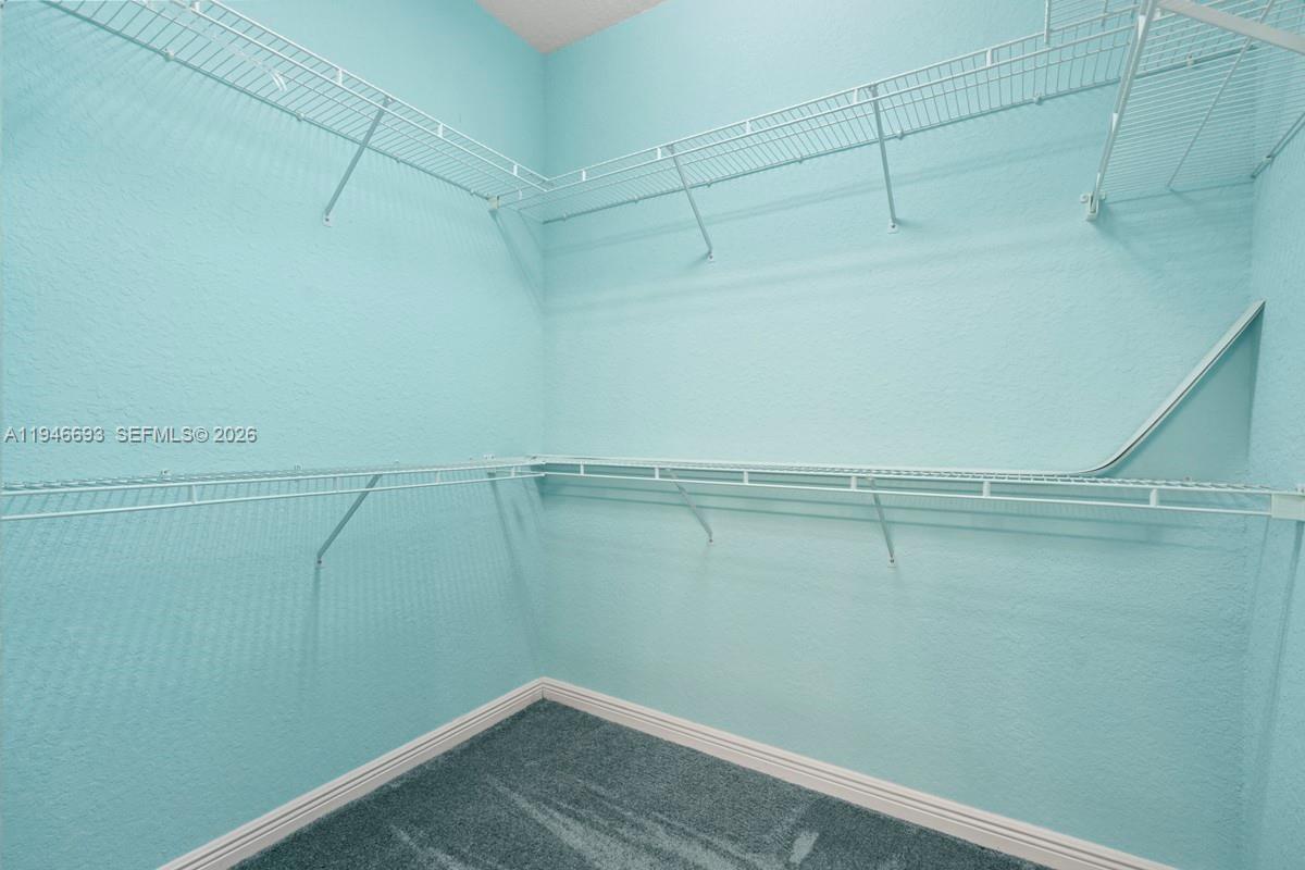 SOUTHAMPTON CONDOMINIUM - Residential