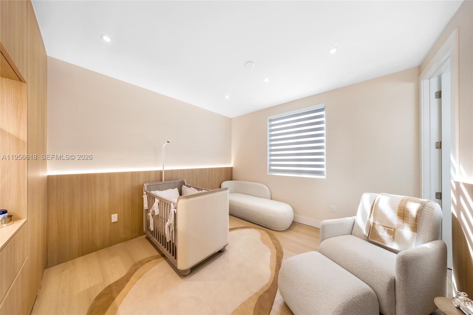 DORAL COMMONS RESIDENTIAL - Residential