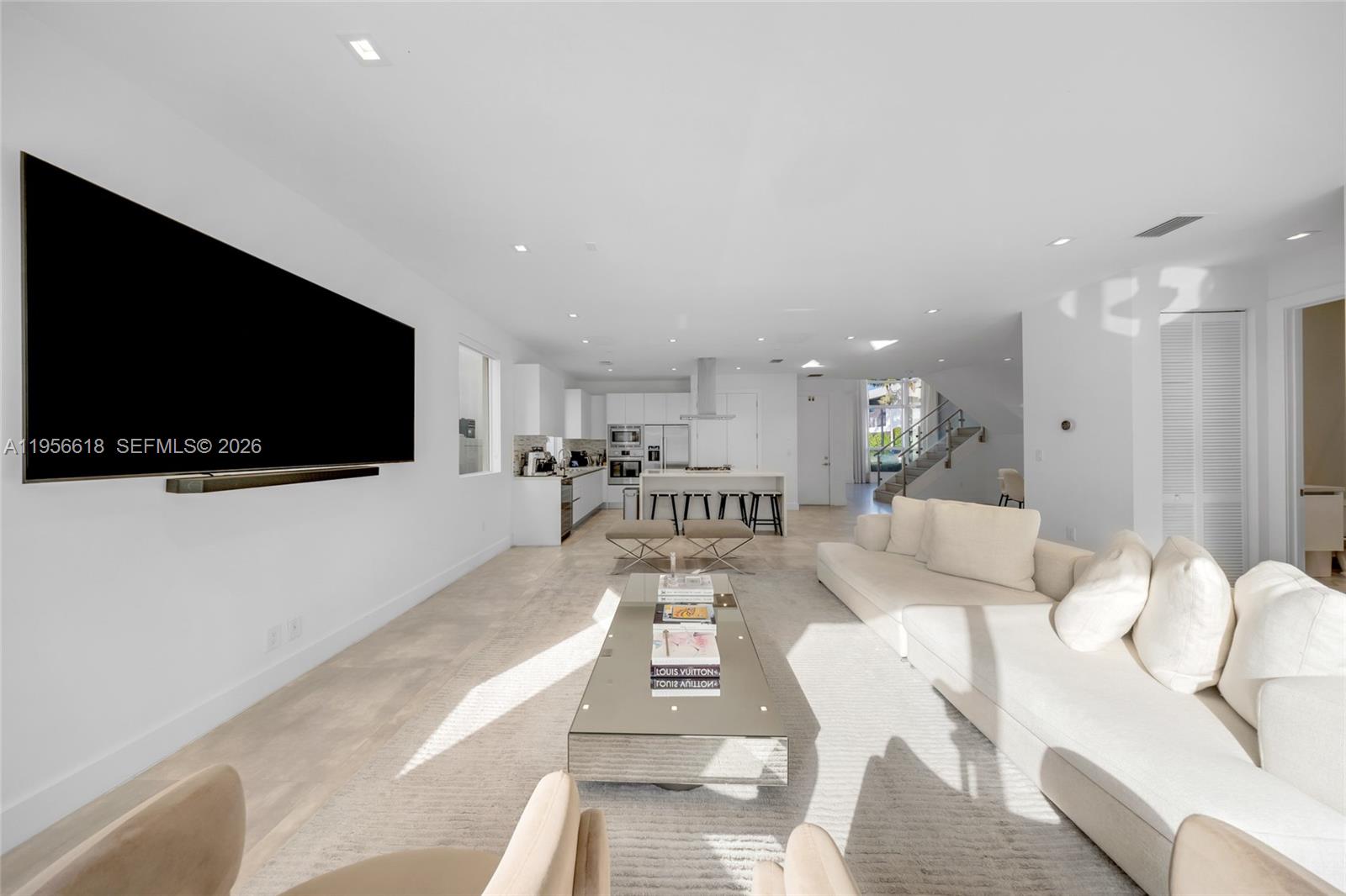 DORAL COMMONS RESIDENTIAL - Residential