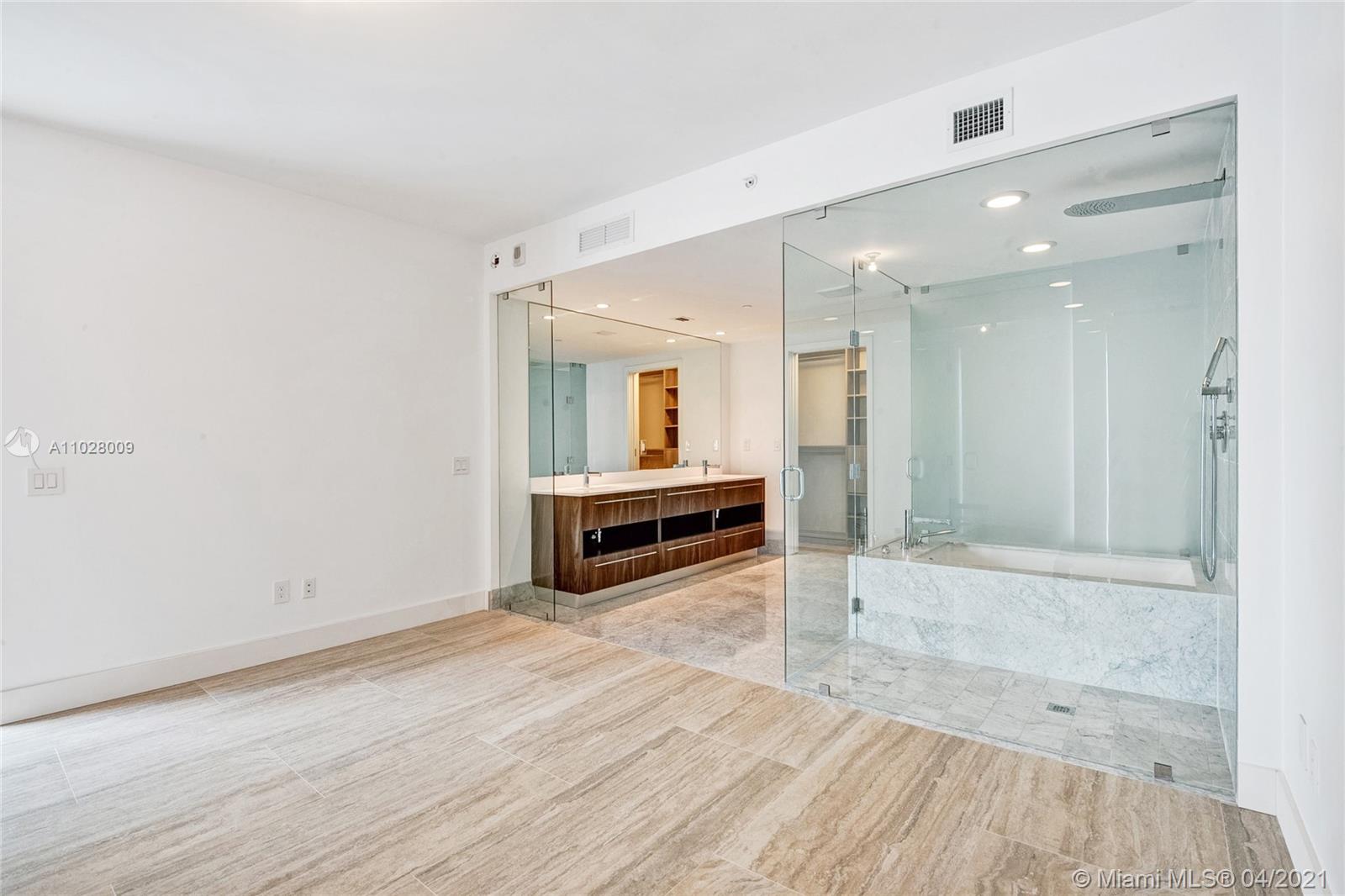 ONE PARAISO CONDO - Residential