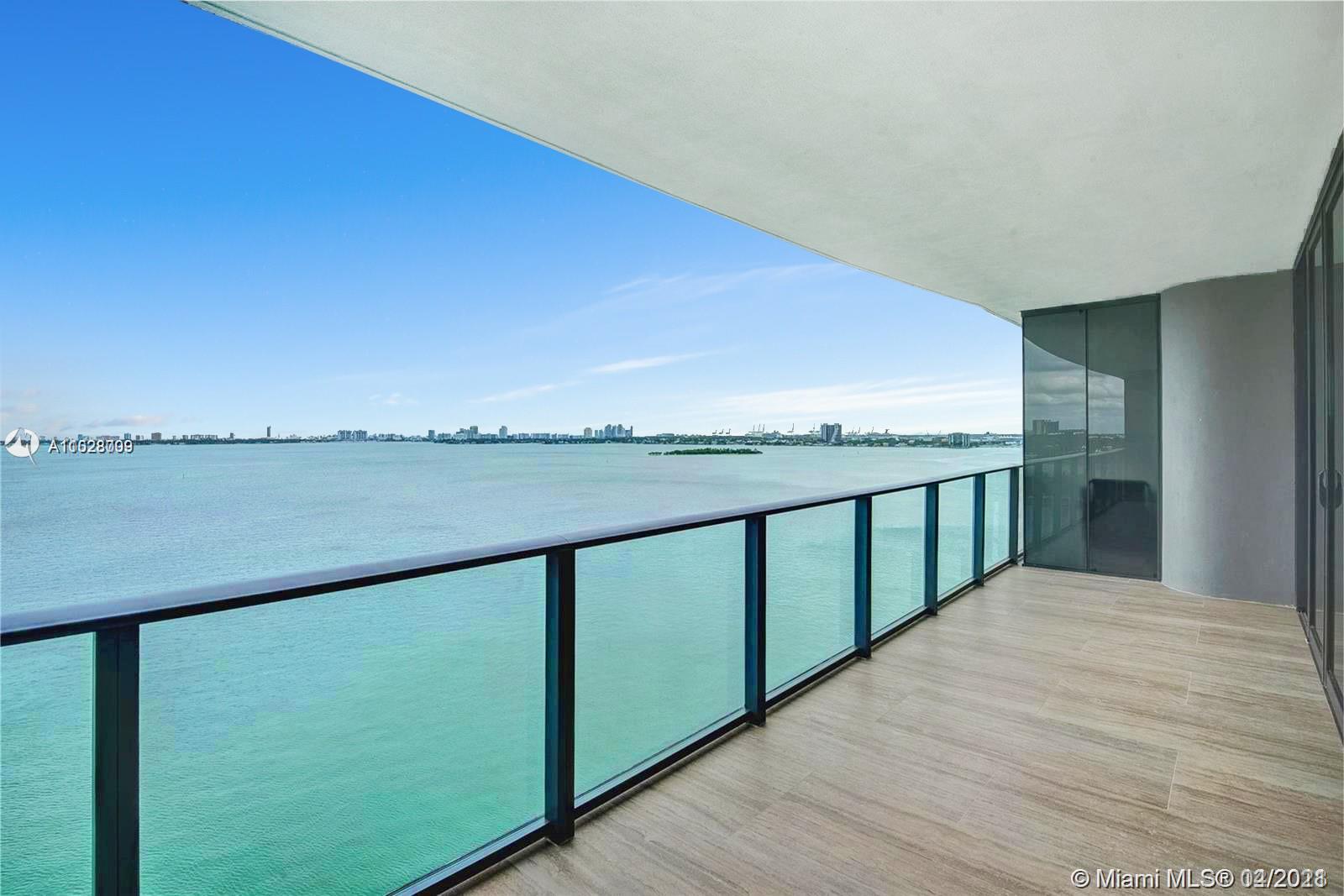 ONE PARAISO CONDO - Residential