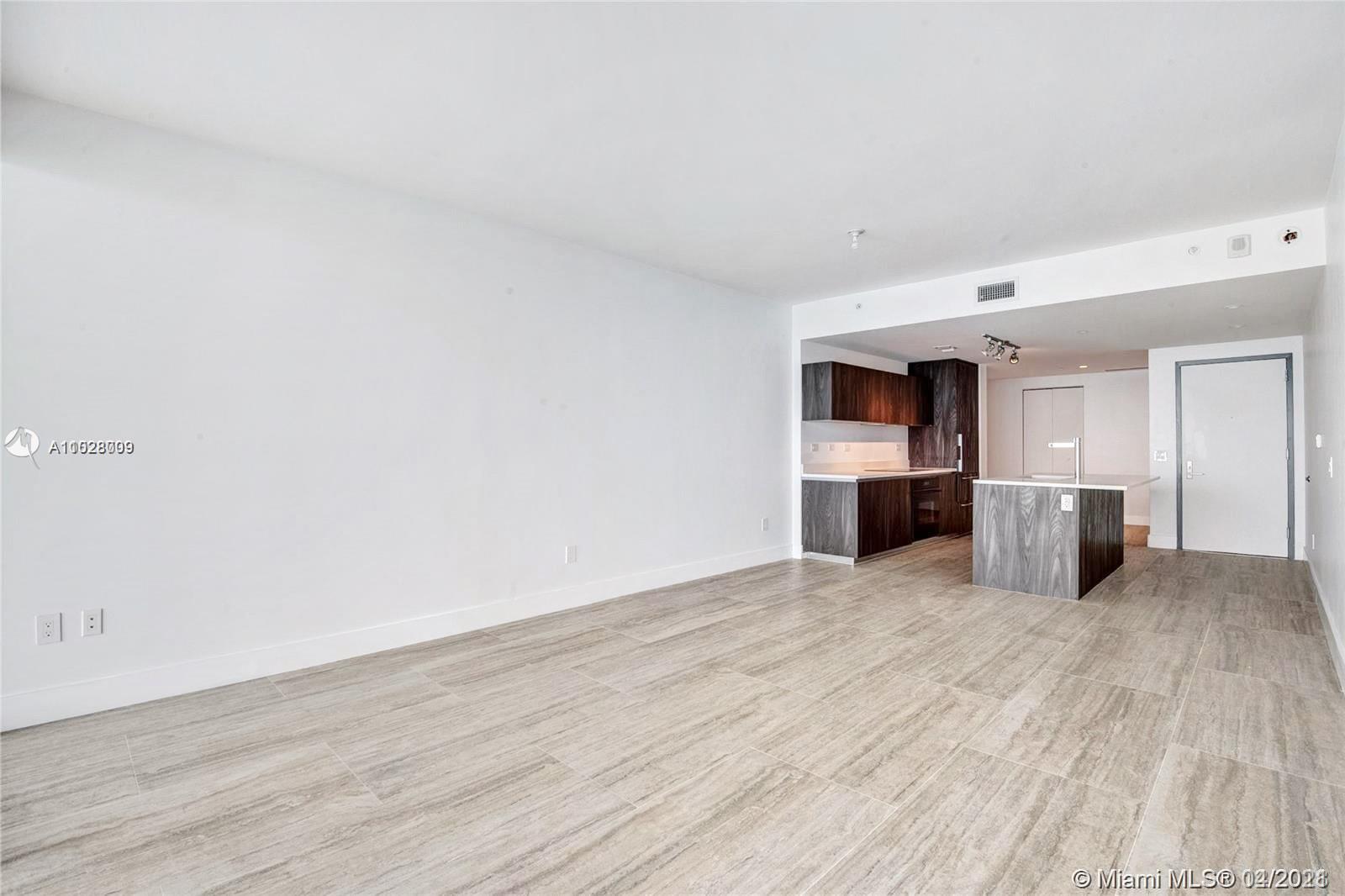 ONE PARAISO CONDO - Residential