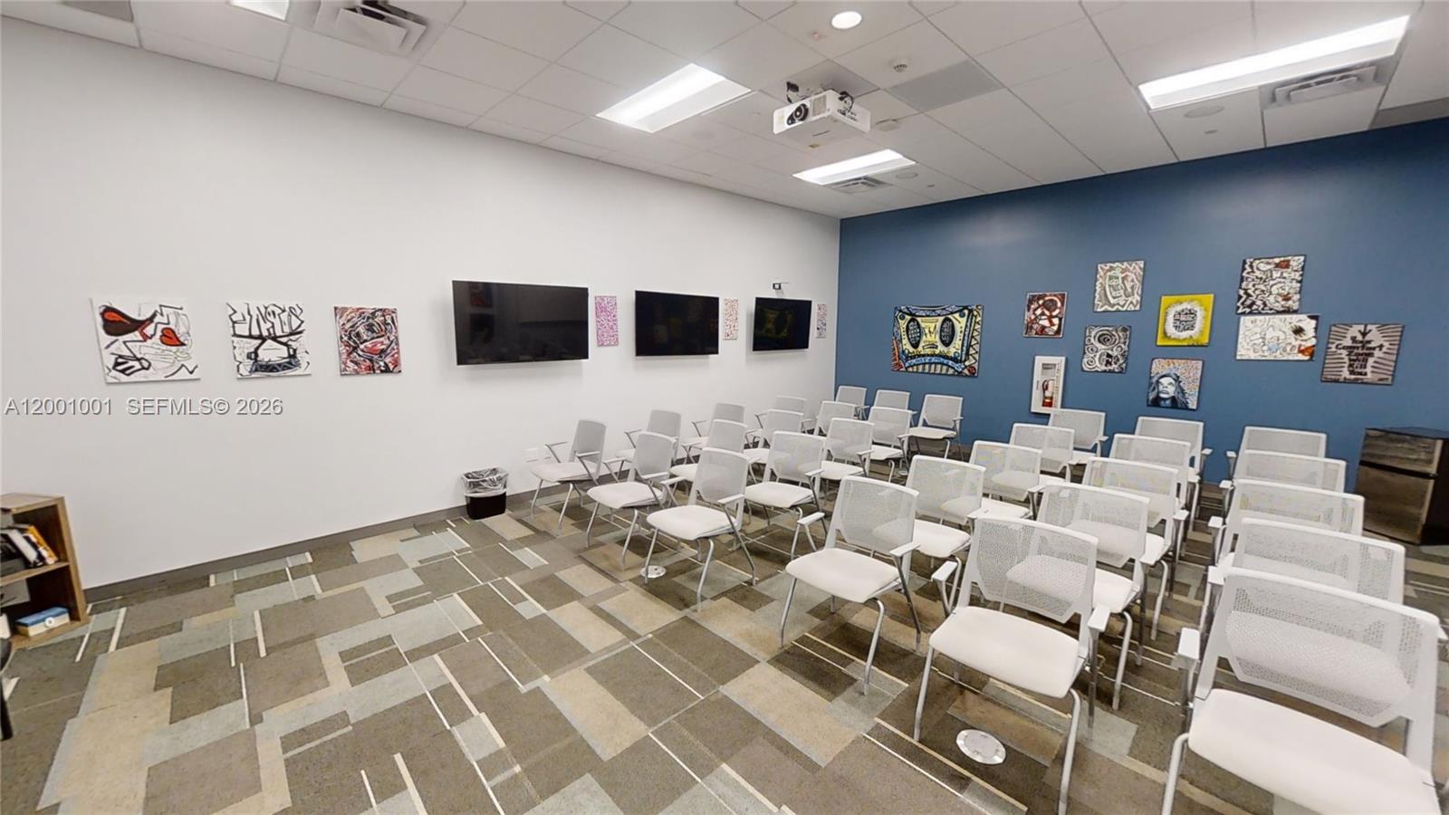 1501 Biscayne Blvd TR