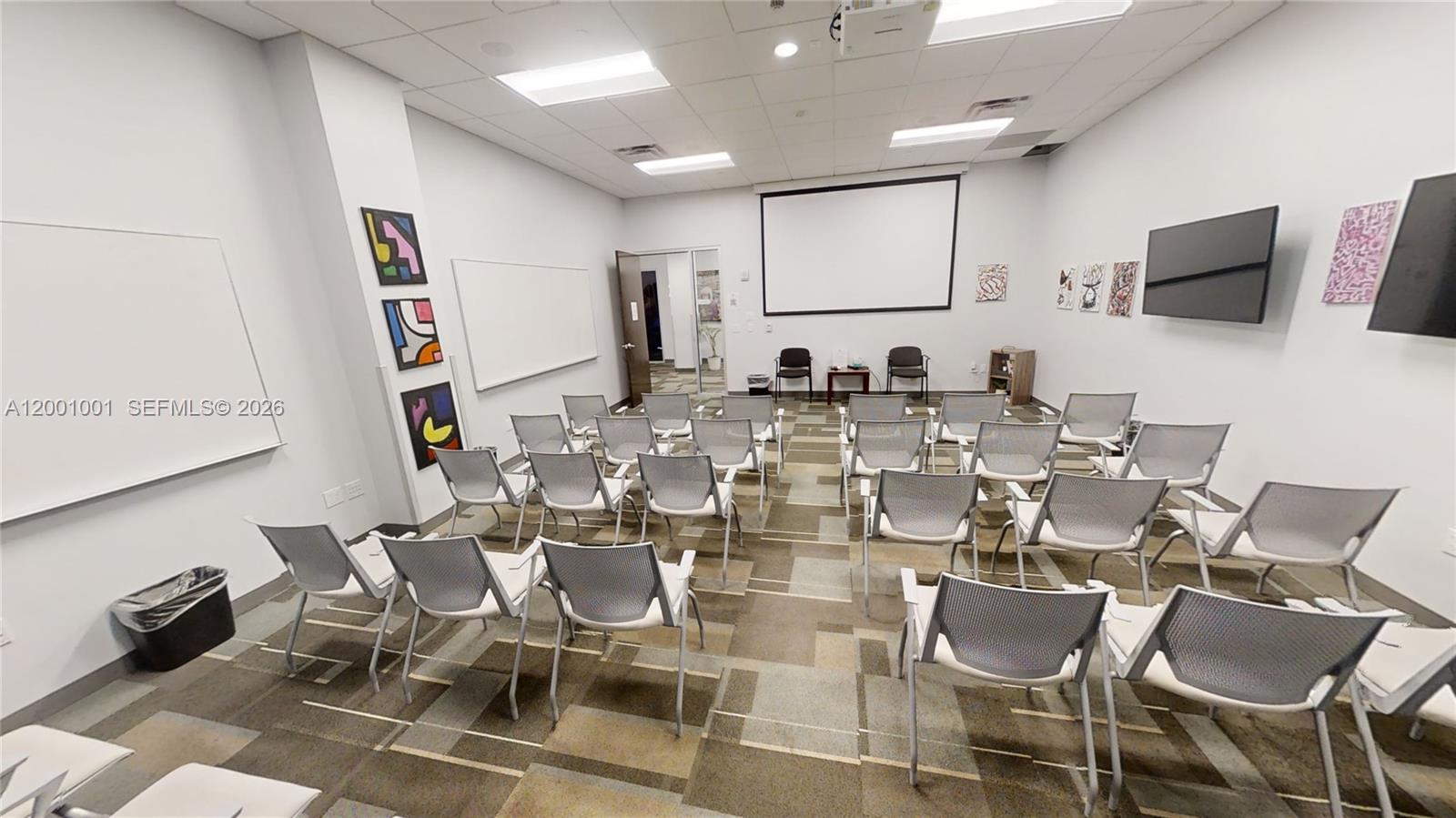 1501 Biscayne Blvd TR