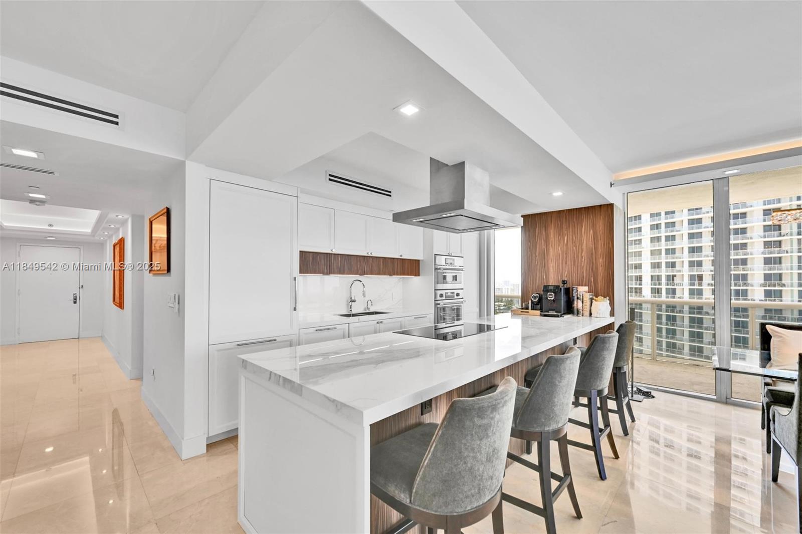1800 S OCEAN DR 2601, Hallandale Beach, FL, 33009/$2,150,000 1 1800 S OCEAN DR 2601
