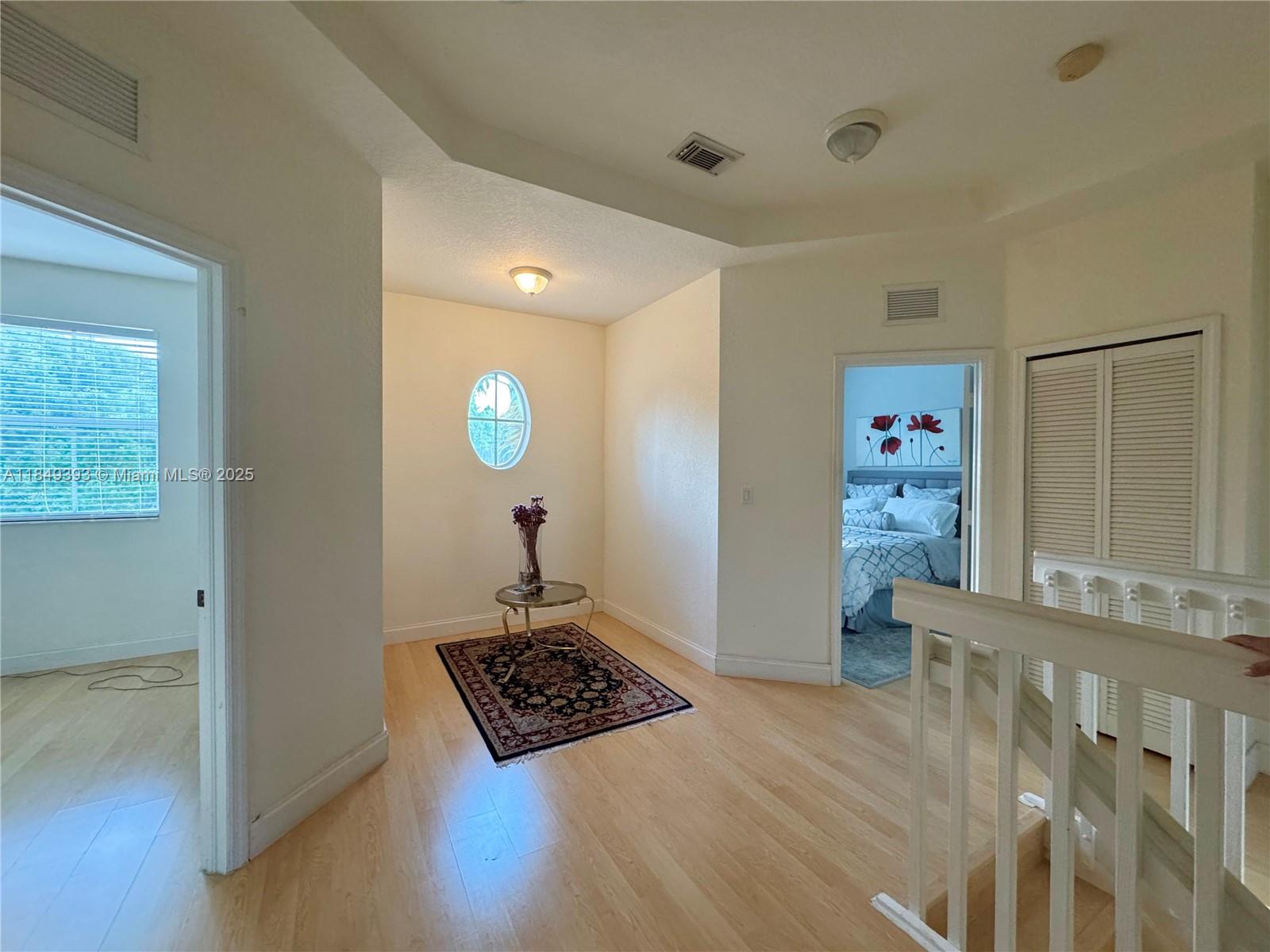 CENTURY BREEZE - Residential