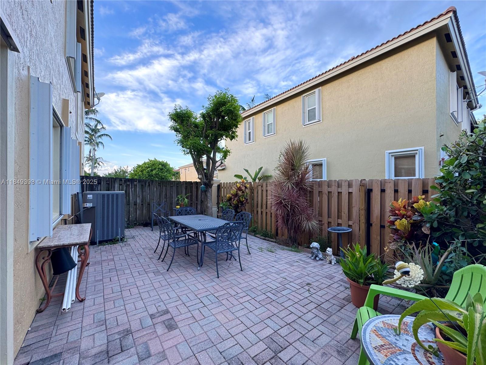 CENTURY BREEZE - Residential