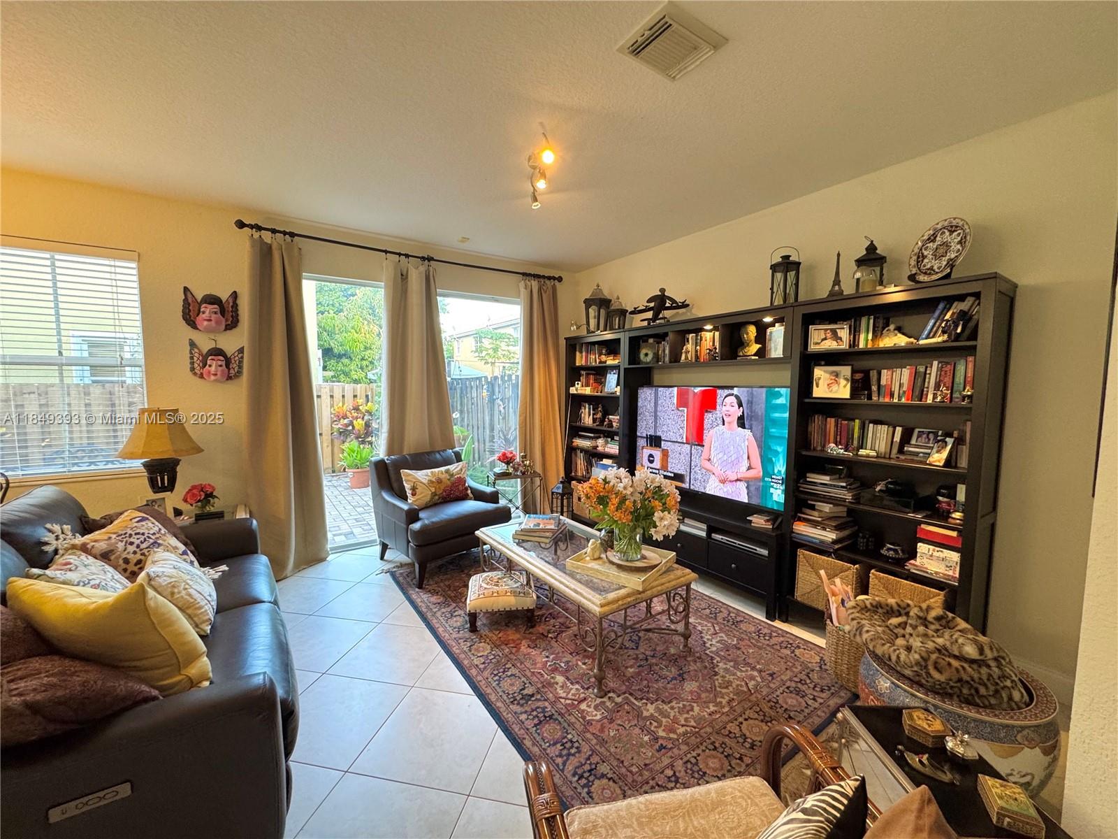 CENTURY BREEZE - Residential