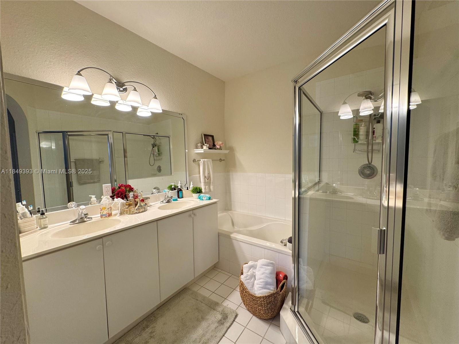 CENTURY BREEZE - Residential