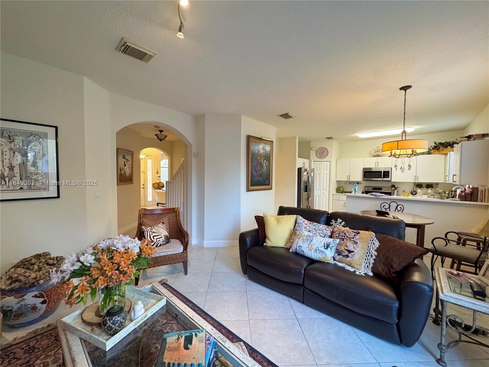 CENTURY BREEZE - Residential