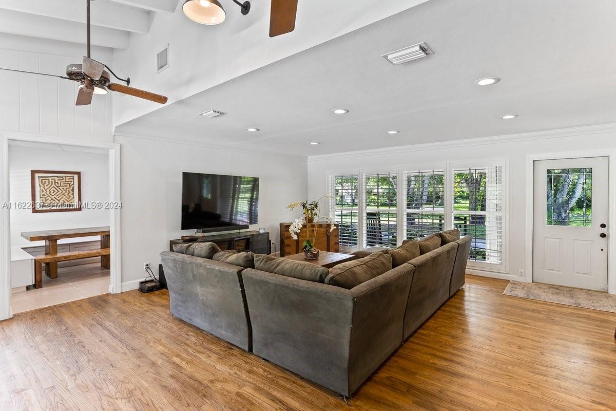 RIDGELINE ESTATES - Residential