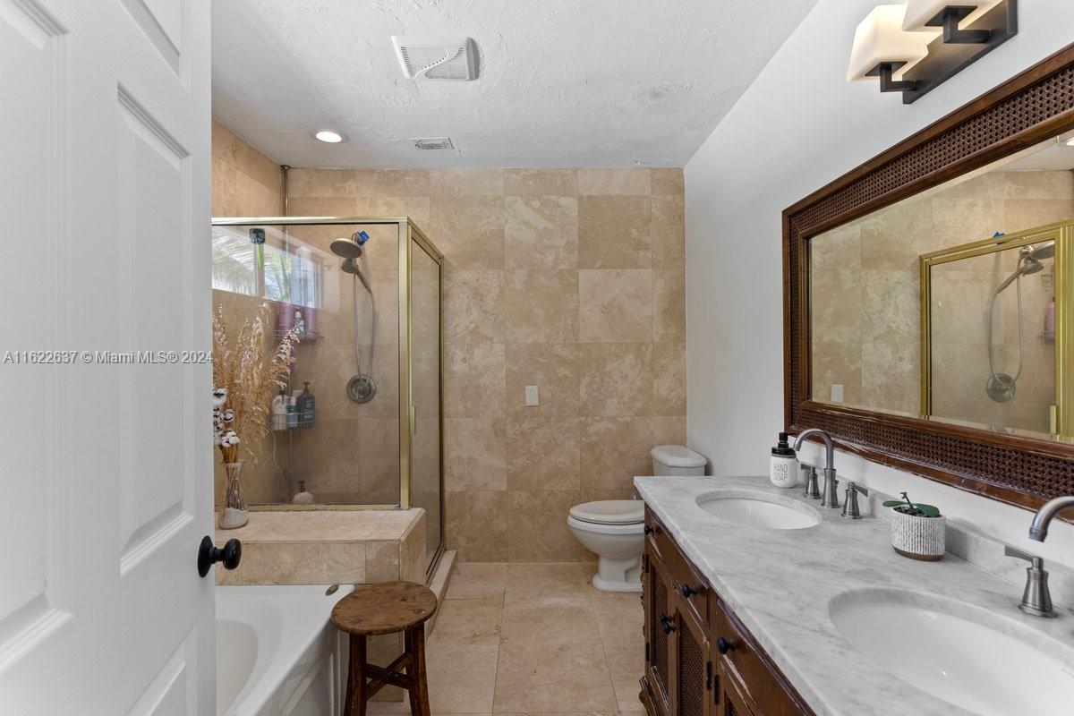 RIDGELINE ESTATES - Residential