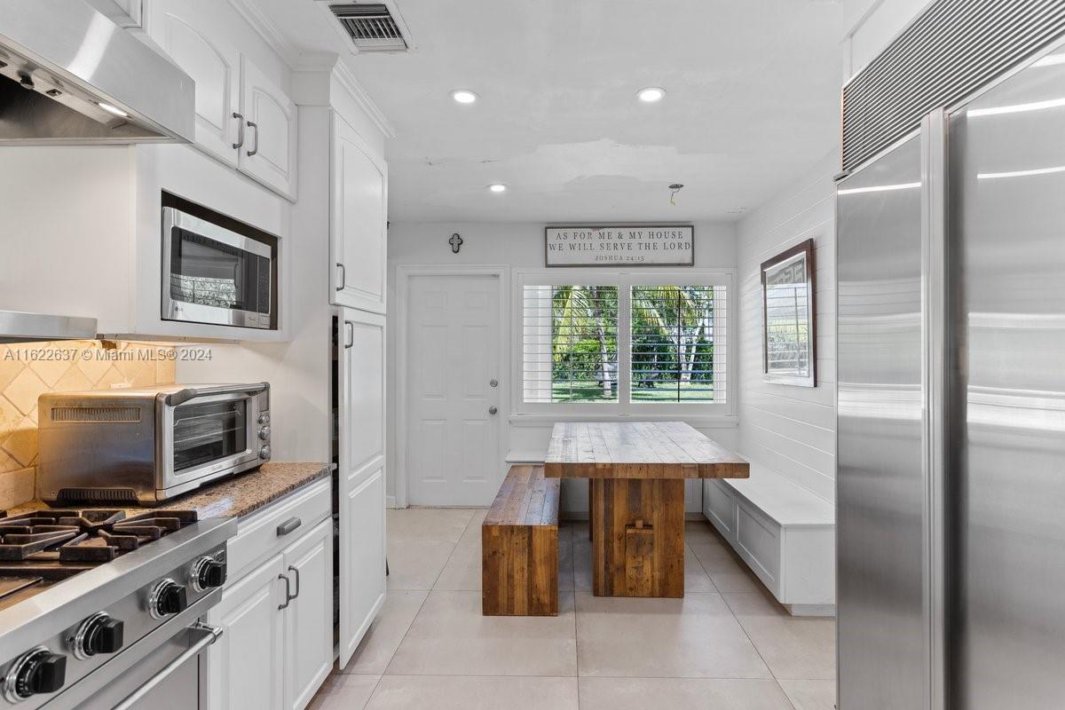 RIDGELINE ESTATES - Residential