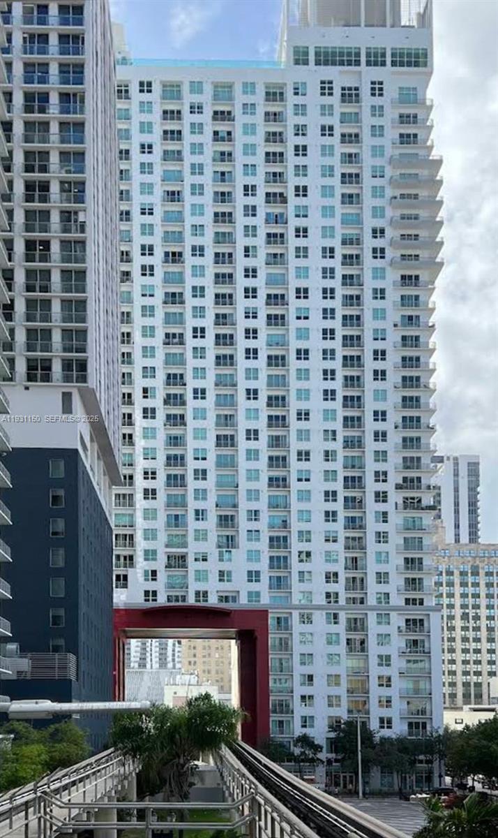 THE LOFT DOWNTOWN II COND - Residential