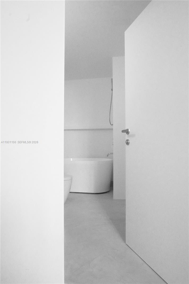 THE LOFT DOWNTOWN II COND - Residential