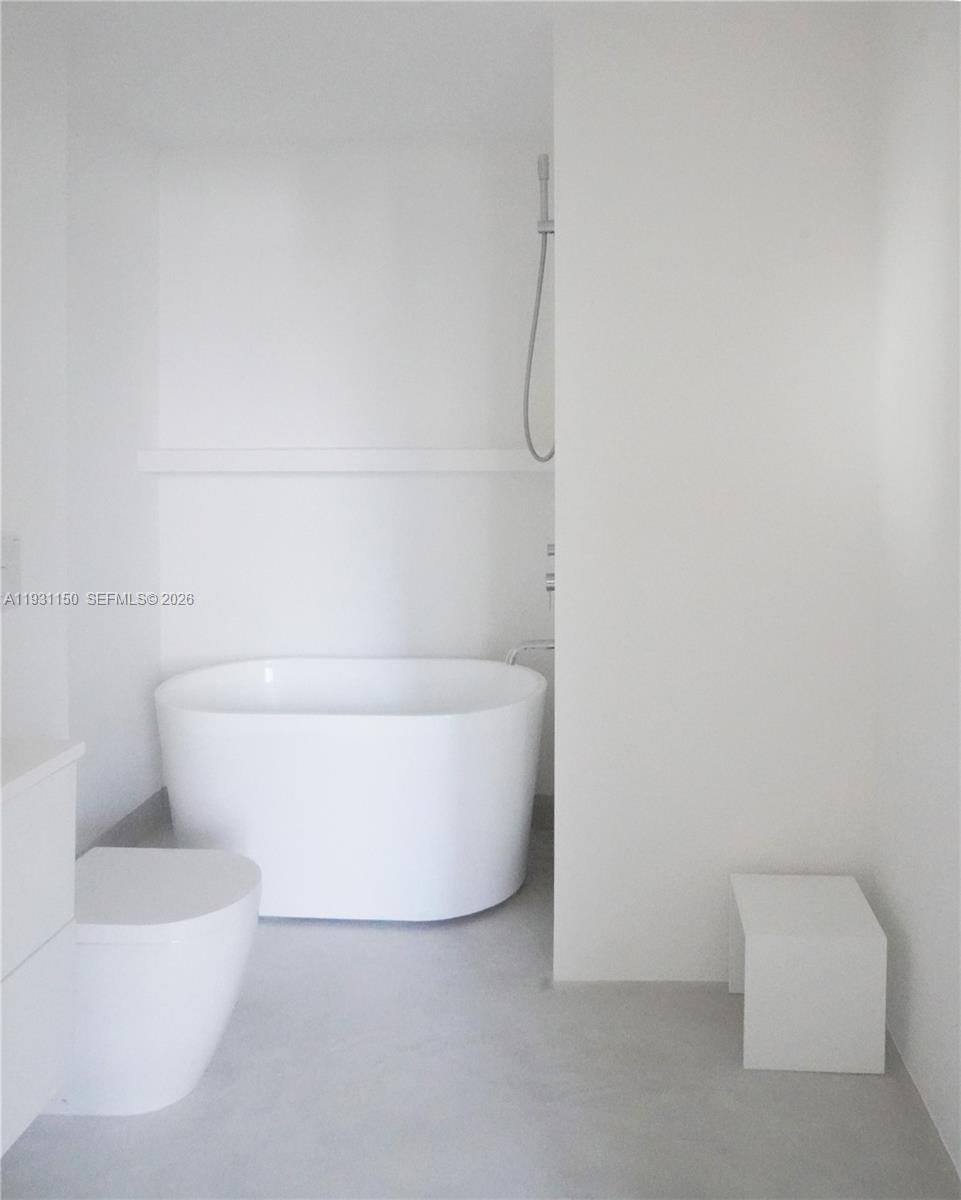 THE LOFT DOWNTOWN II COND - Residential