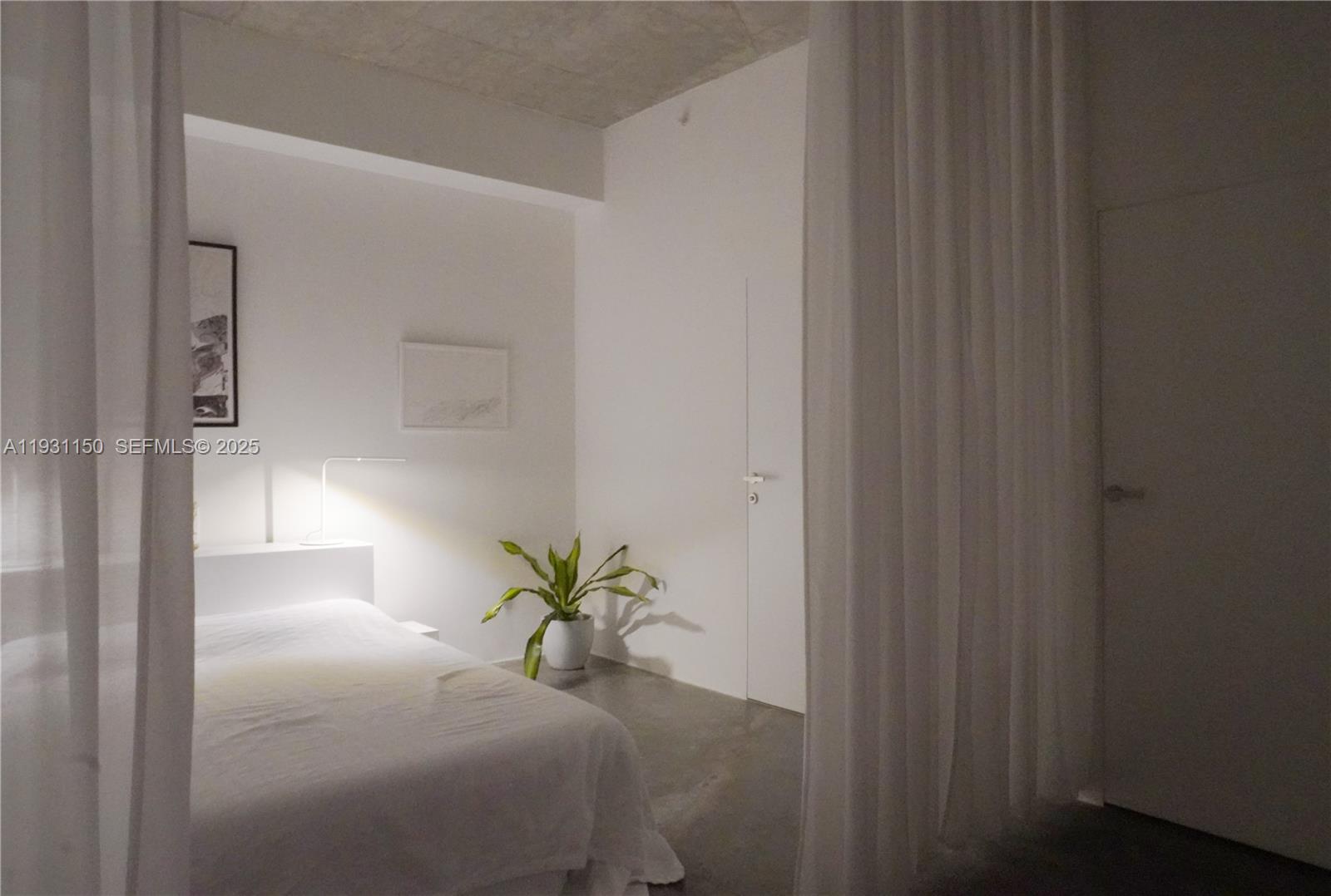 THE LOFT DOWNTOWN II COND - Residential