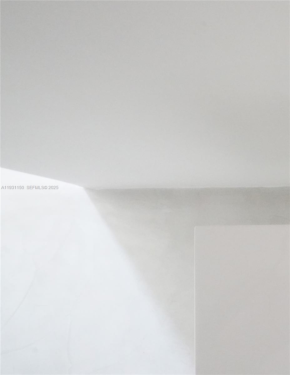 THE LOFT DOWNTOWN II COND - Residential