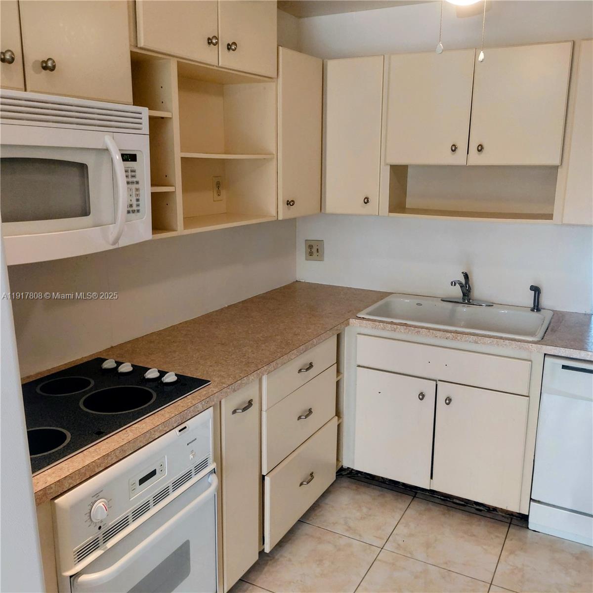 AZURE LAKE CONDO - Residential