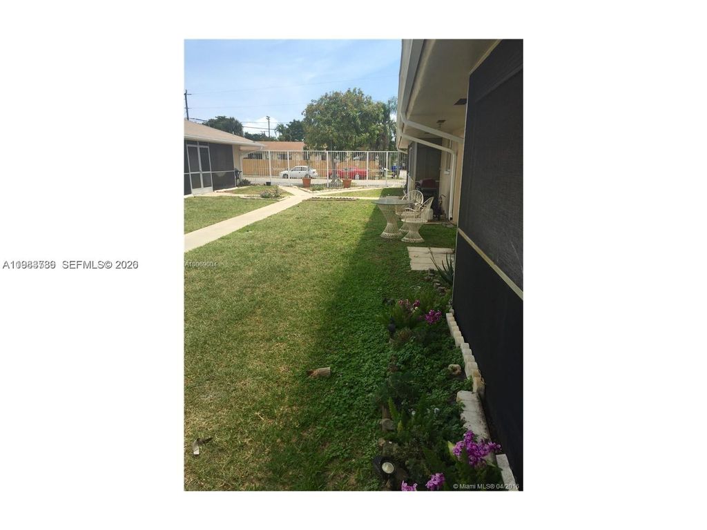 Photo of 1820 N 17th Ave #1, Hollywood, FL 33020 (MLS # A11983786)