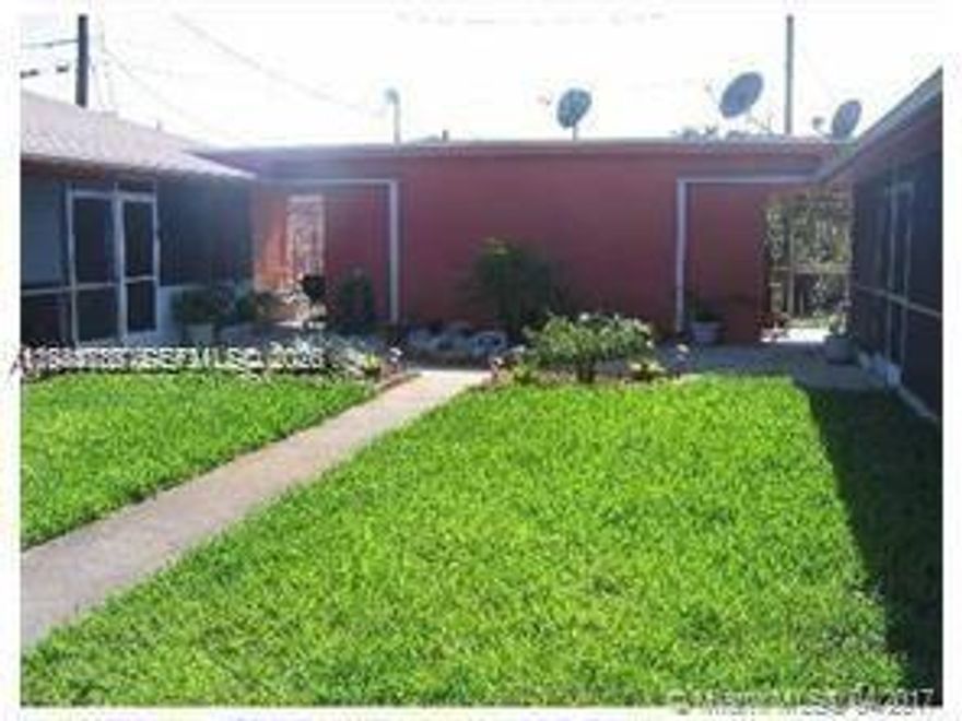 Spaceous, clean 2/2 with porch in the heart of east Hollywood. All working stainless steel appliances including washer and dryer and central air in unit! Minutes away from beaches and downtown Hollywood. Great schools. East of US1. Great local landlord with many referrals. Easy to show on lockbox