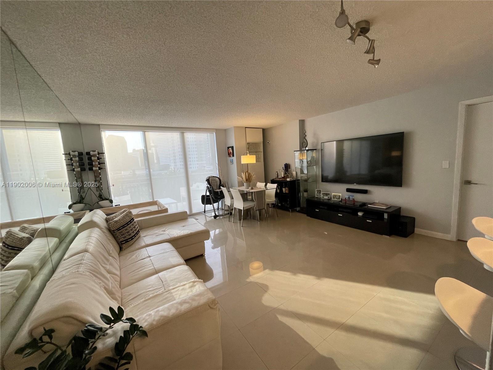 BRICKELL KEY II CONDO - Residential Lease