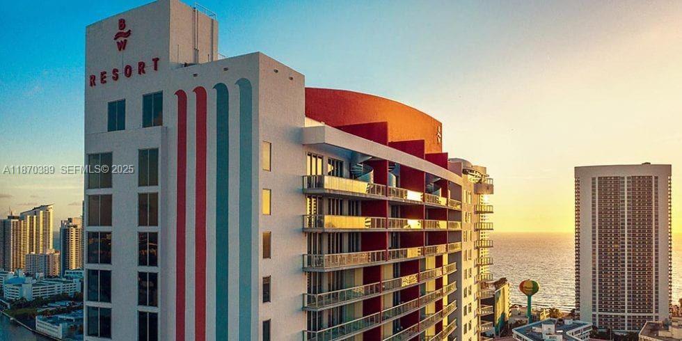 BEACHWALK CONDOMINIUM - Residential