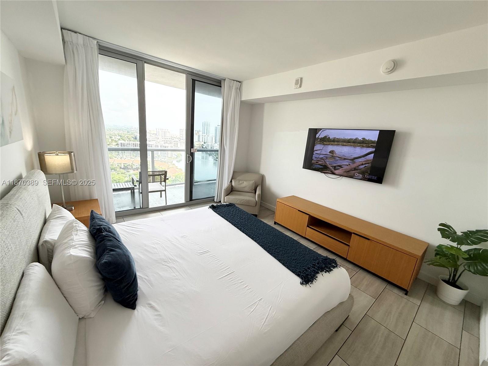 BEACHWALK CONDOMINIUM - Residential