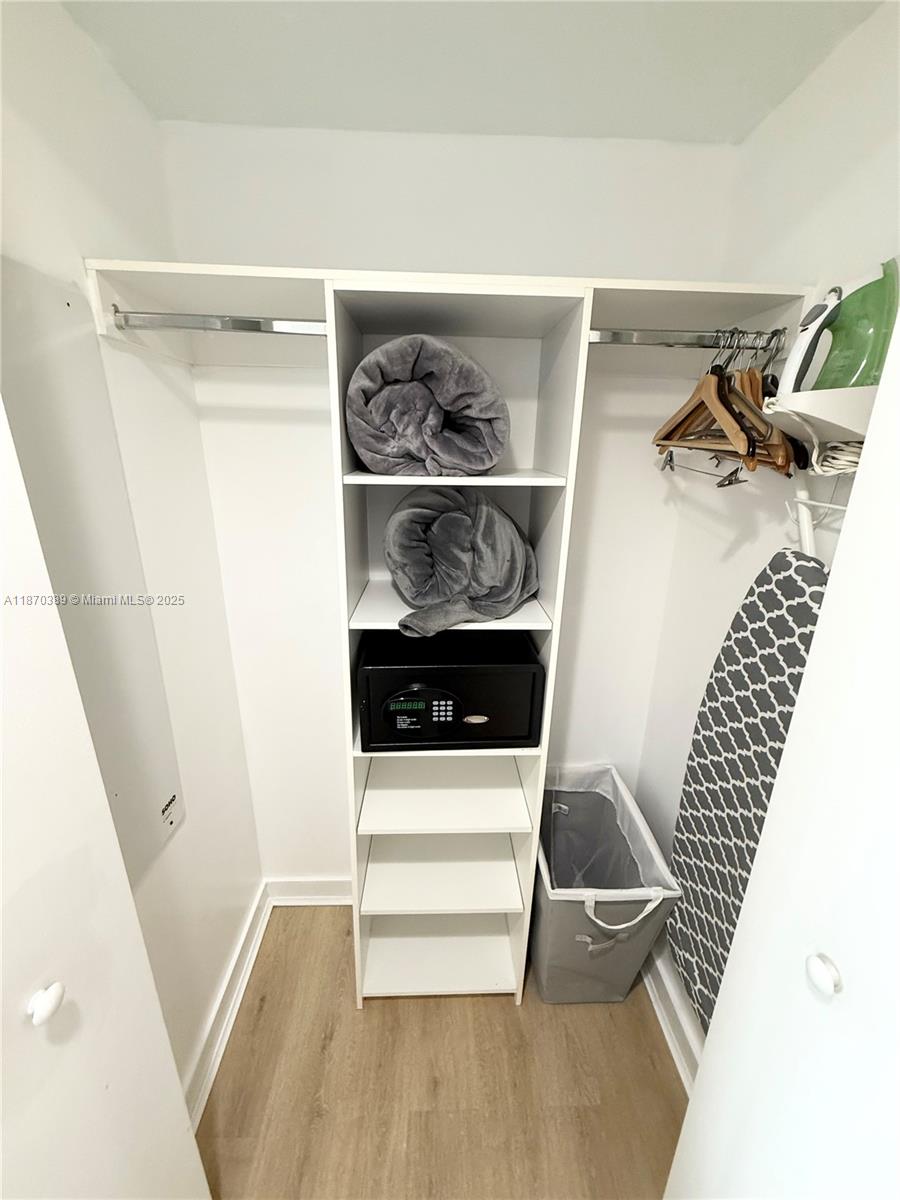 BEACHWALK CONDOMINIUM - Residential