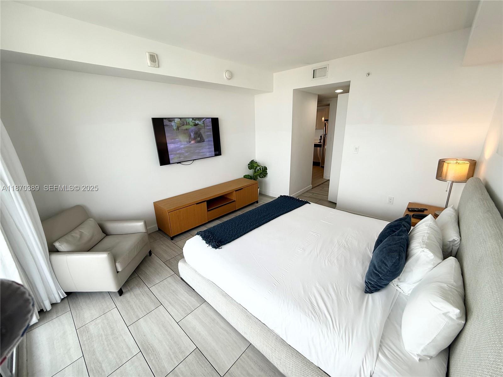 BEACHWALK CONDOMINIUM - Residential