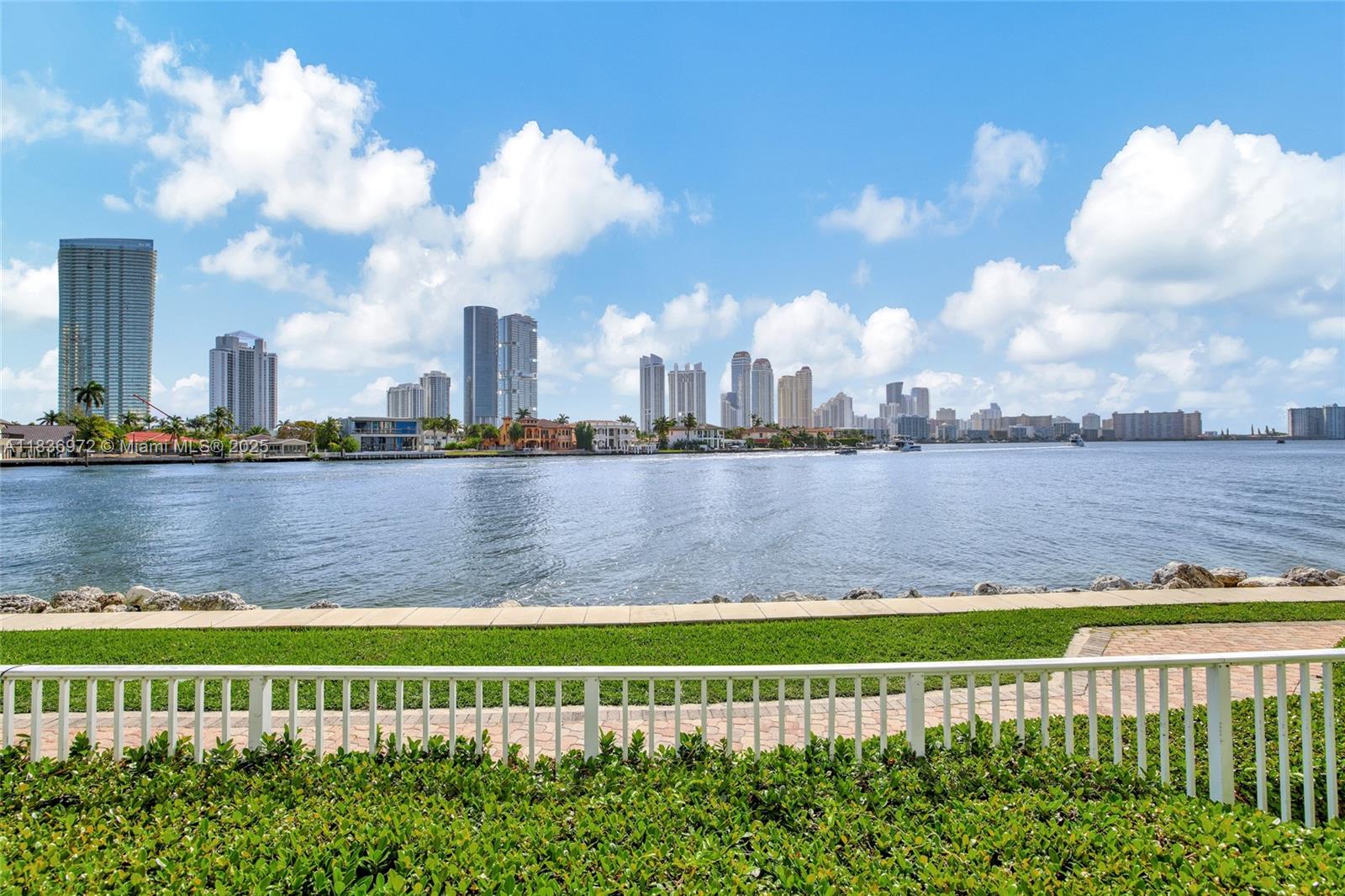 MYSTIC POINTE CONDO NO TH - Residential