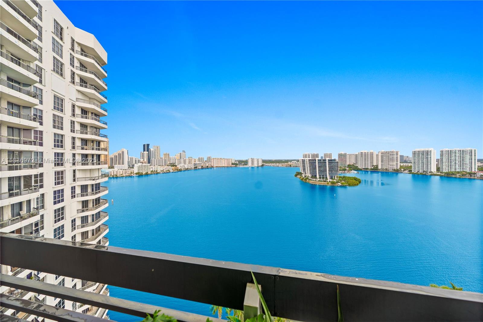 MYSTIC POINTE CONDO NO TH - Residential