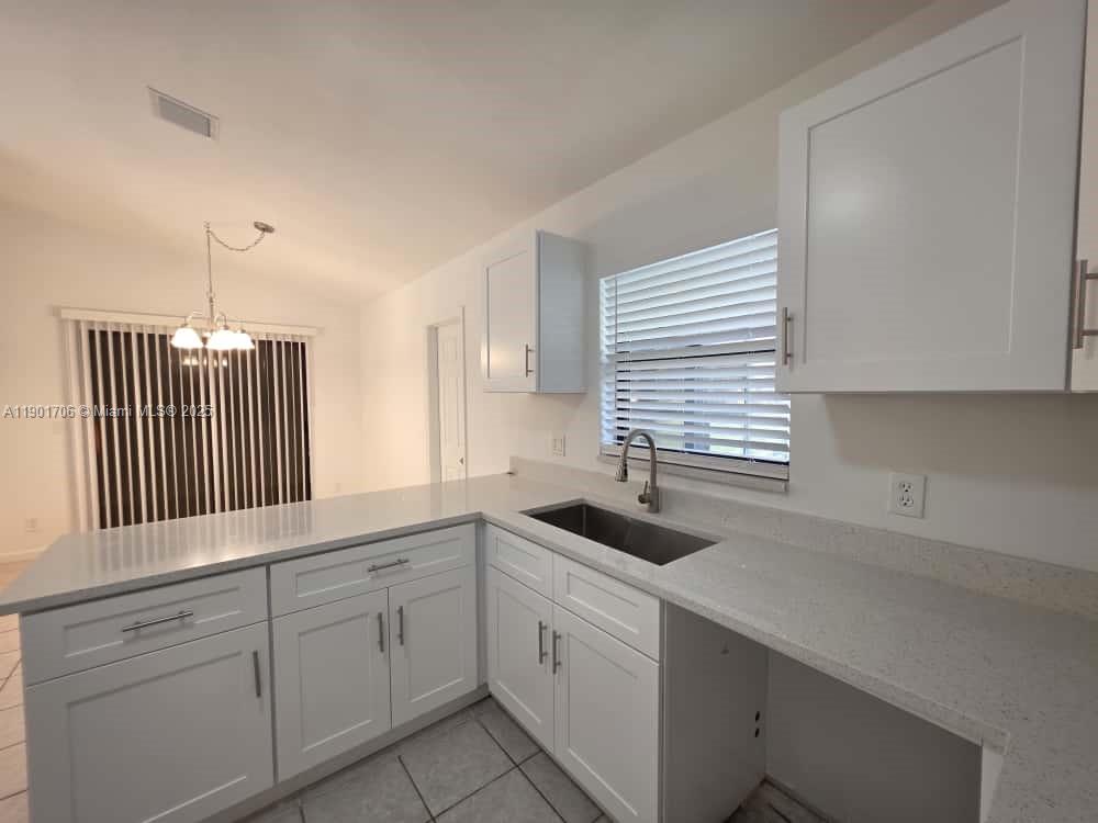 TRADEWINDS AT DOS LAGOS C - Residential Lease