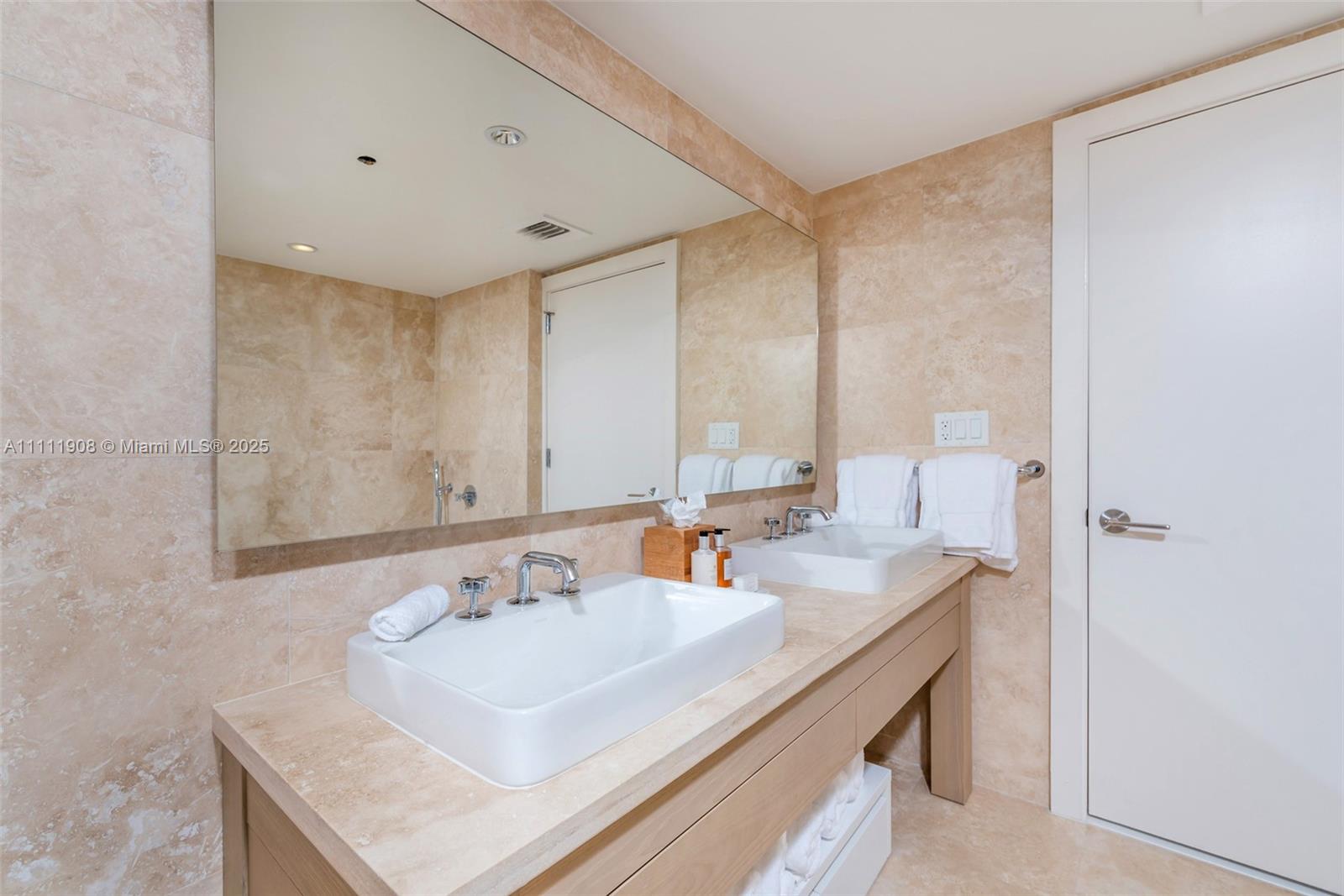 2399 COLLINS AVENUE - Residential Lease