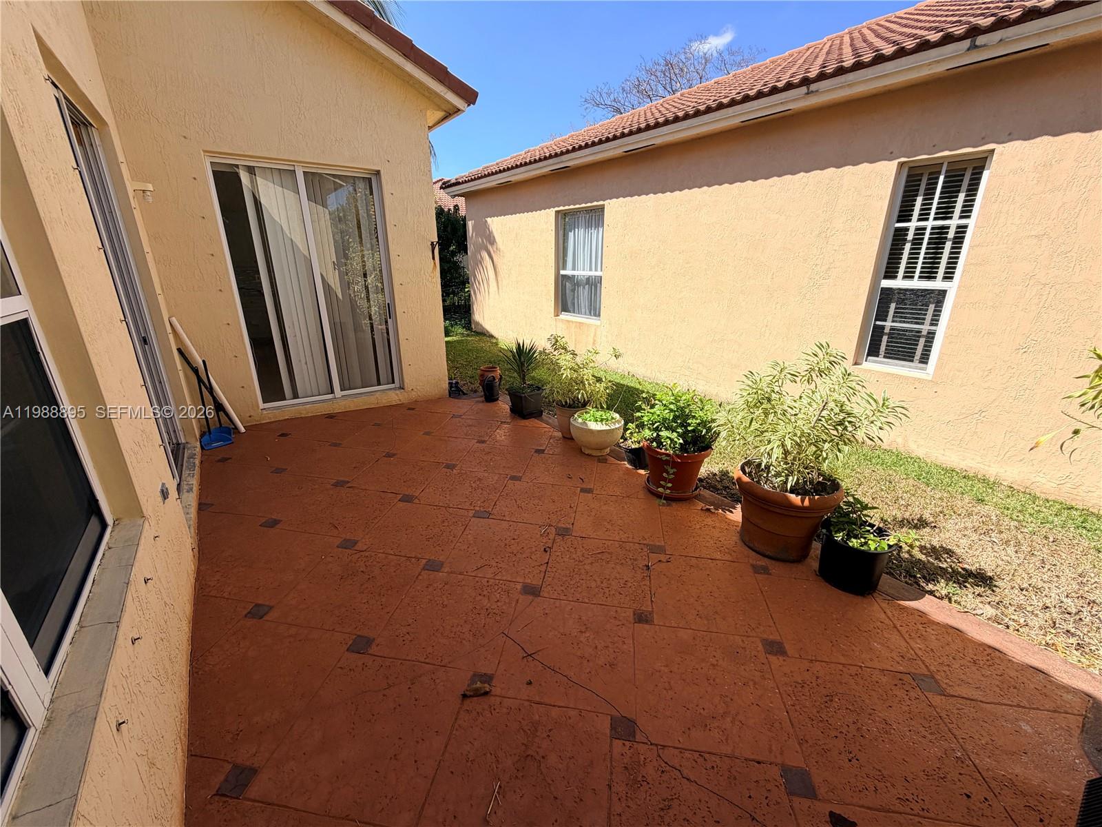 PORTOFINO ESTATES - Residential Lease