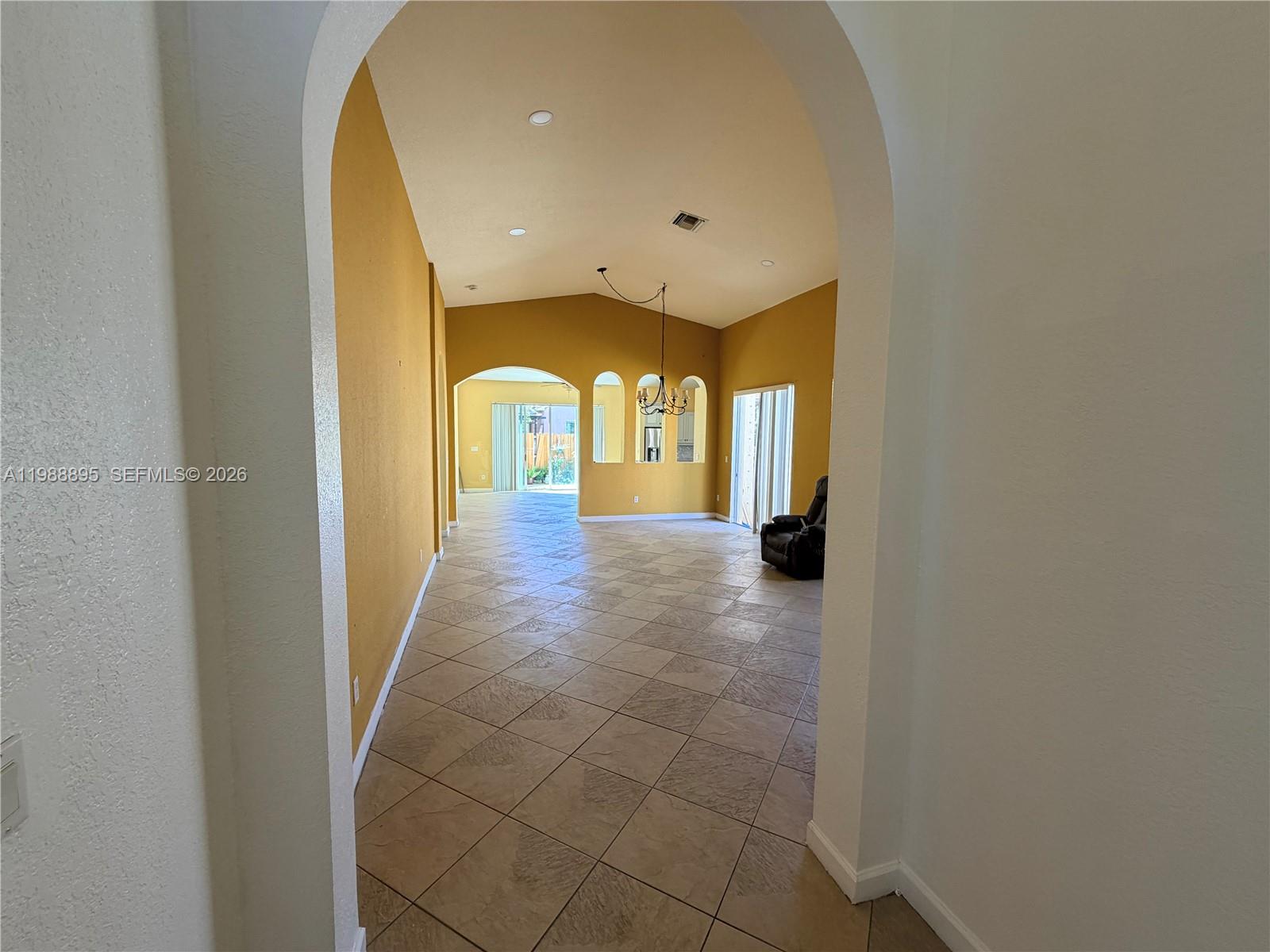 PORTOFINO ESTATES - Residential Lease