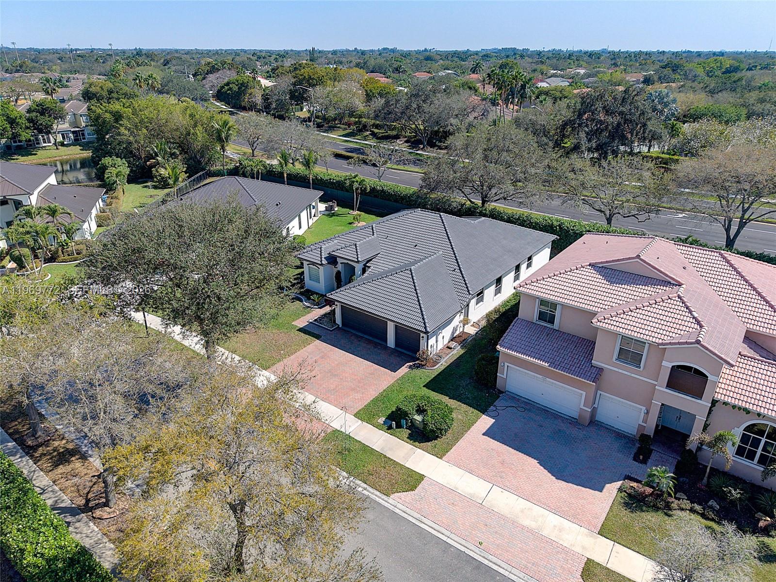 KENSINGTON NORTH - Residential