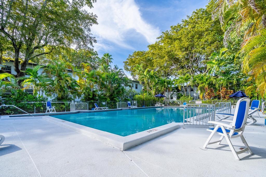 PATHWAYS CONDO - Residential