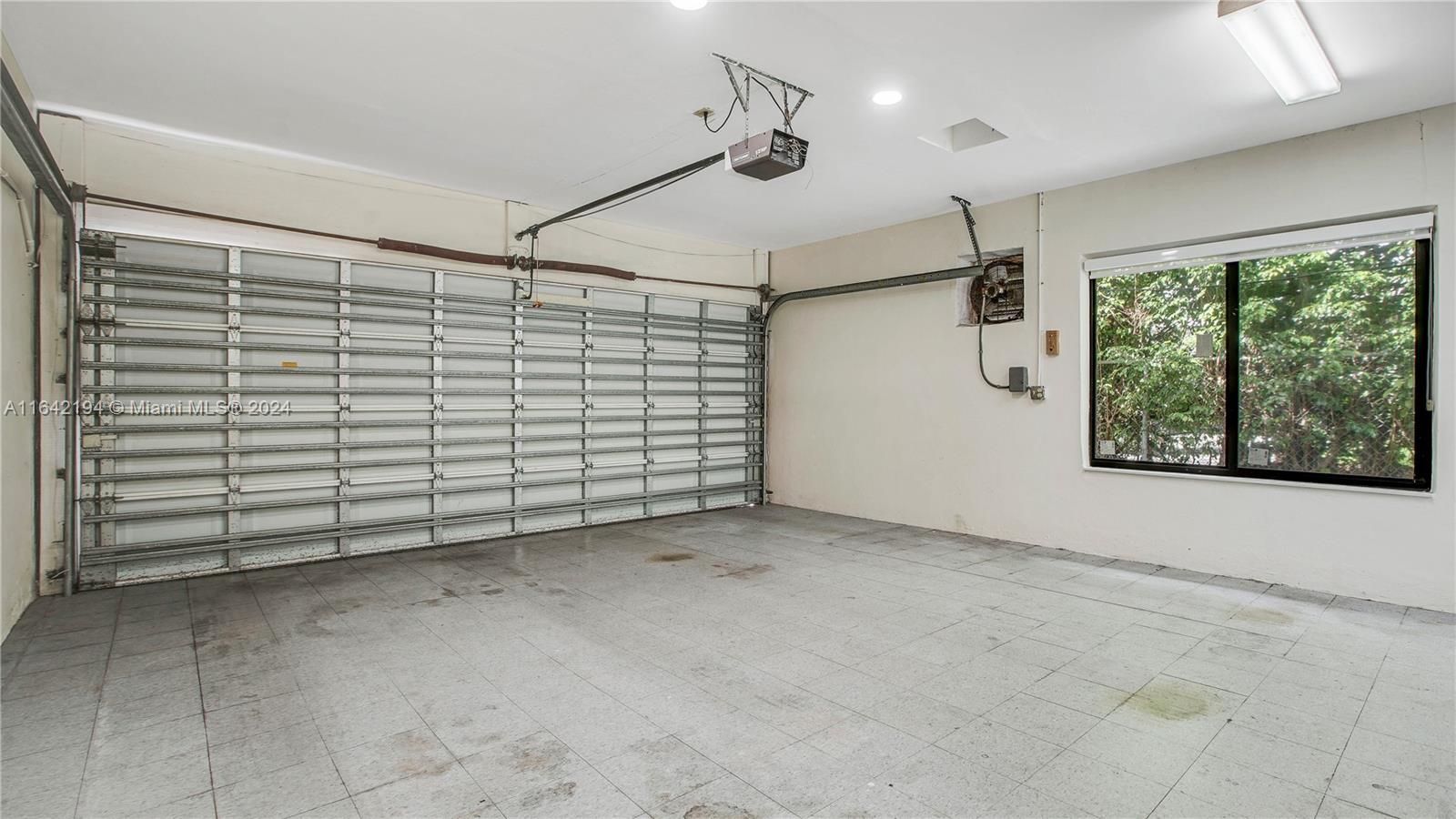 NORMANDY GOLF COURSE - Residential