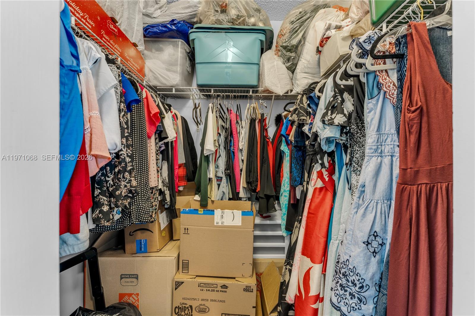 TOWNGATE CONDO FOUR - Residential