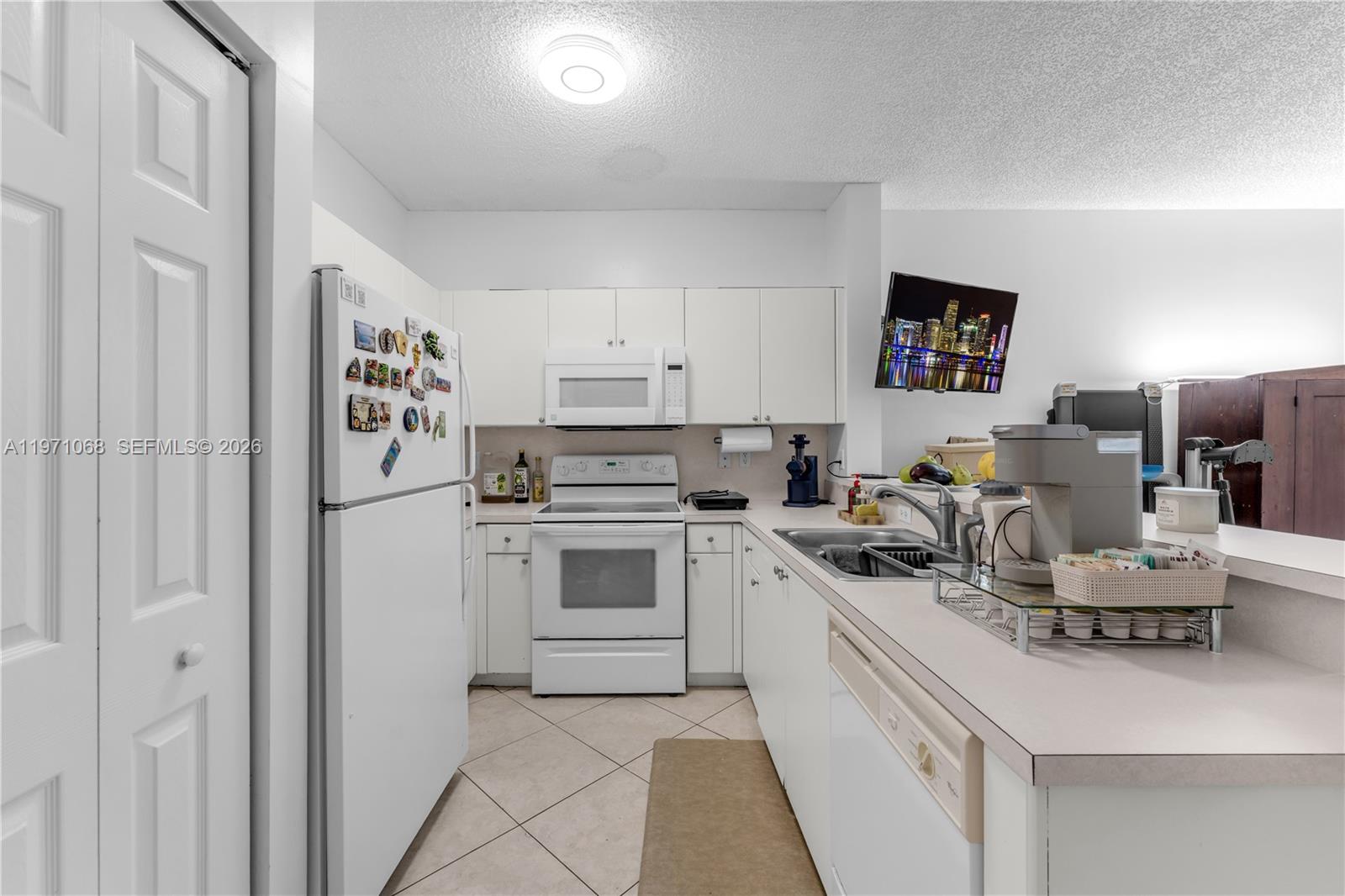 TOWNGATE CONDO FOUR - Residential