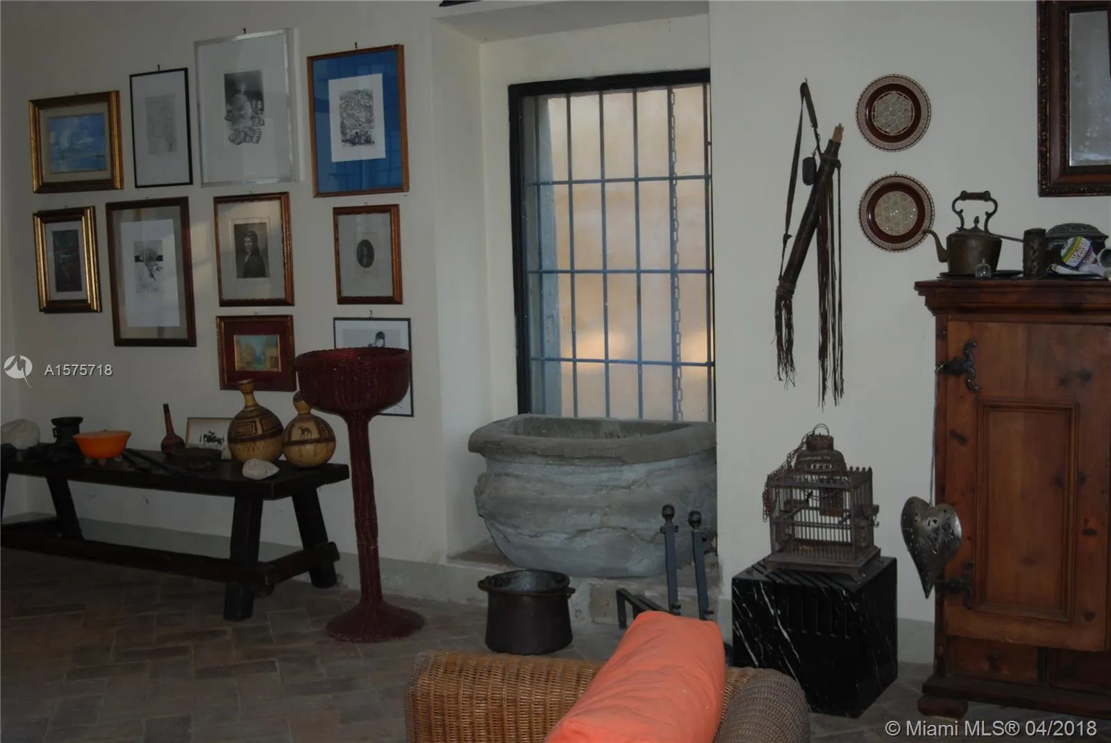 Other Geographic Area (Out Of Area Only), Florida, Italy, 12 Bedrooms Bedrooms, ,10 BathroomsBathrooms,Residential,Active,76158