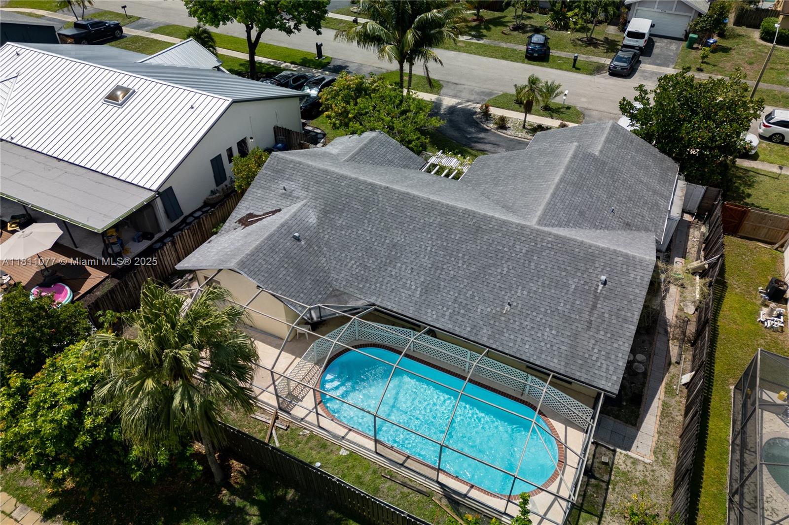 8521 NW 53rd St