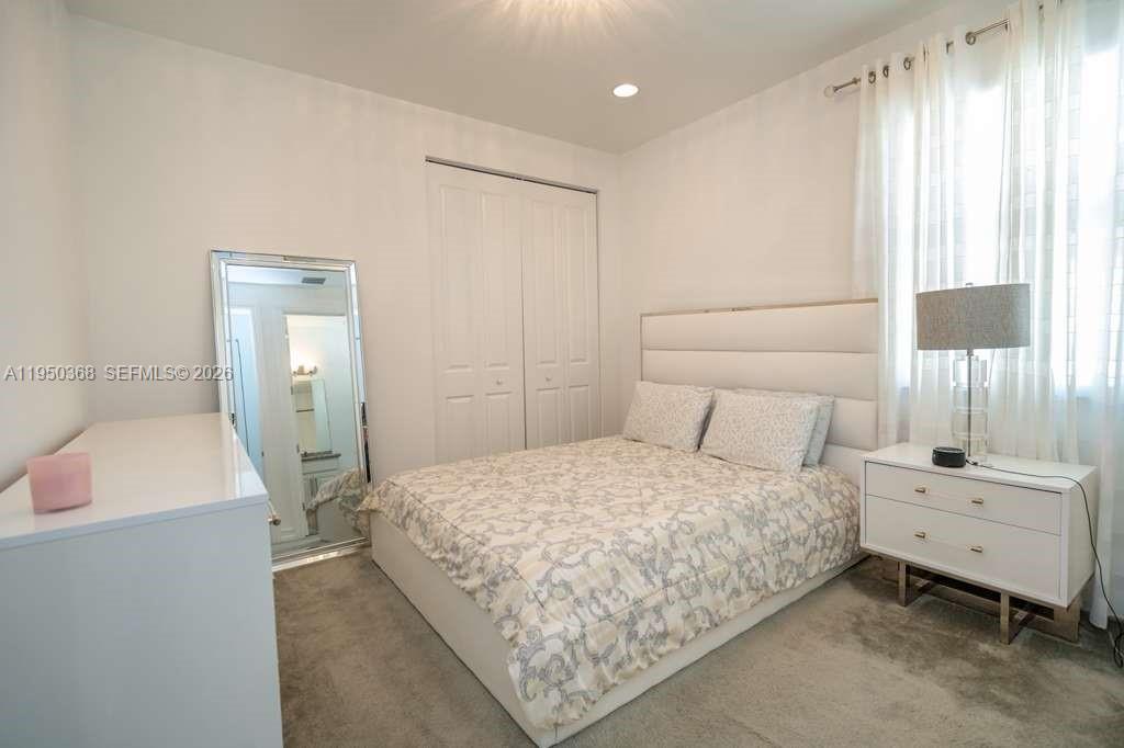 Raintree at Mayfair - Residential