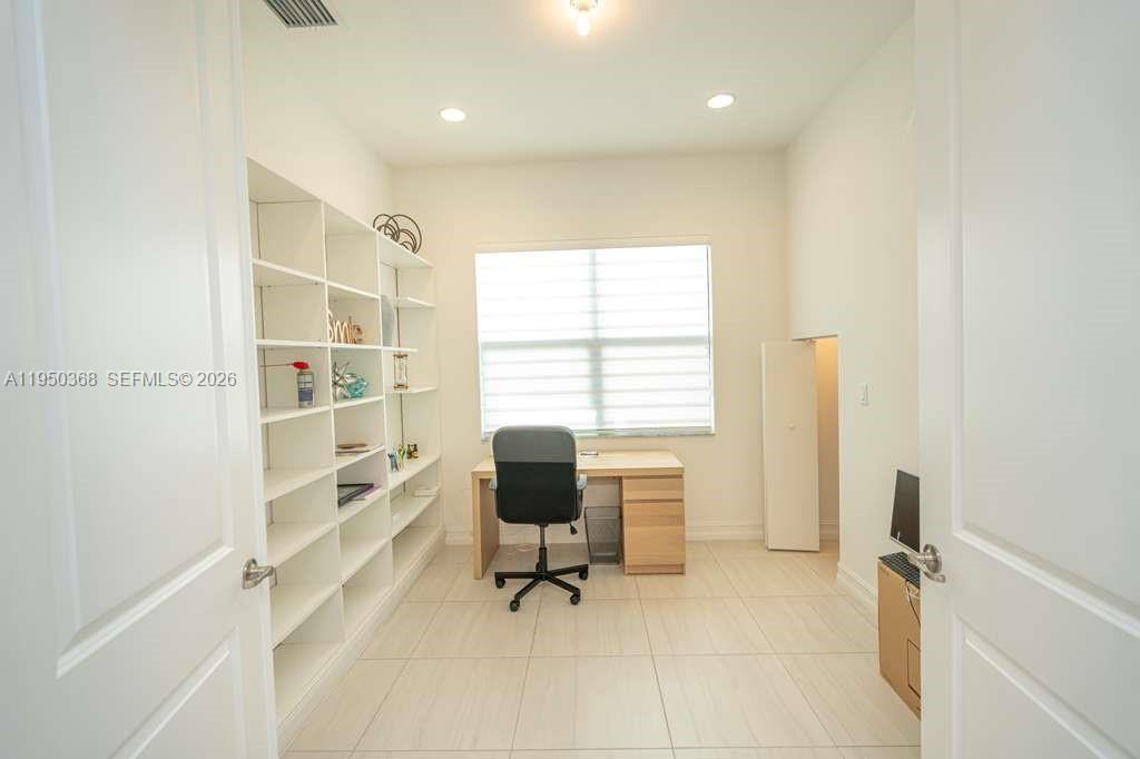 Raintree at Mayfair - Residential