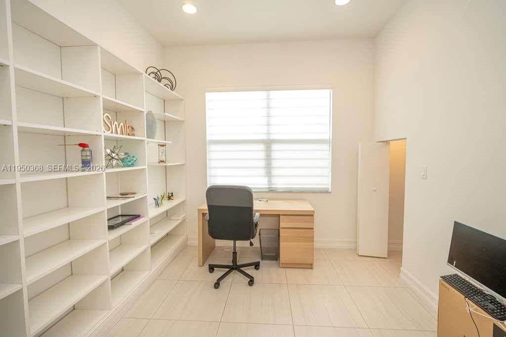 Raintree at Mayfair - Residential